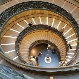 Meet your Posher, Helen